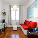 Omar do Rio - SL 906 Studio Silencioso a 5 minutos a pé das praias de Copacabana, Ipanema e Arpoador e 100 metros do Metro, Internet 240mpbs